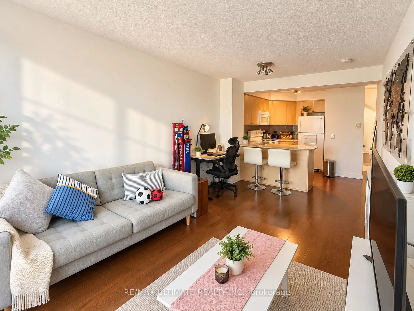 1 bed, $2,450 — Photo 1