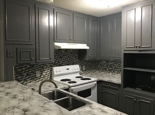 801 Debra Dr, Euless, TX 76040