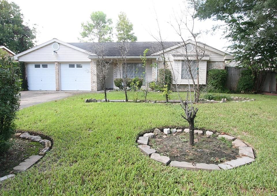 1st image of 12026 Cliffgate Dr