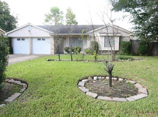 12026 Cliffgate Dr, Houston, TX 77072