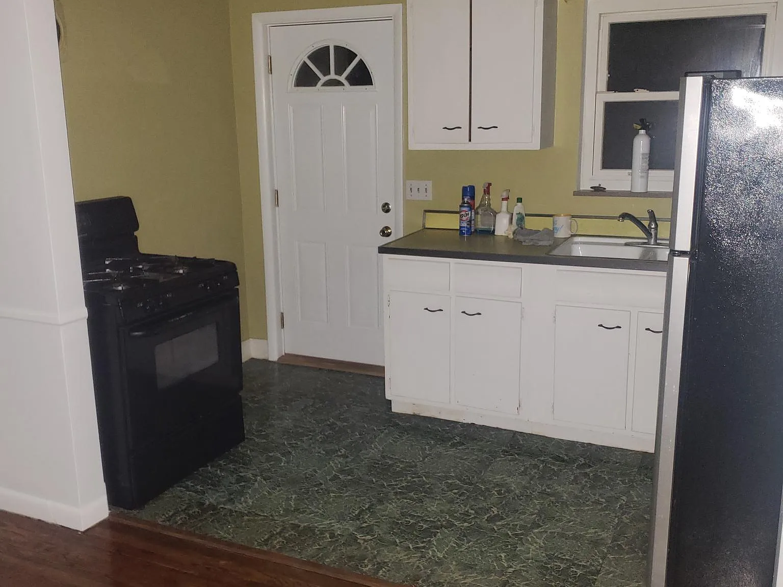4233 Century Ln — Photo 4