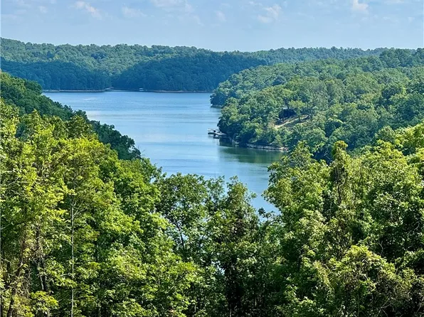 Lake Point Dr, Lowell, AR 72745