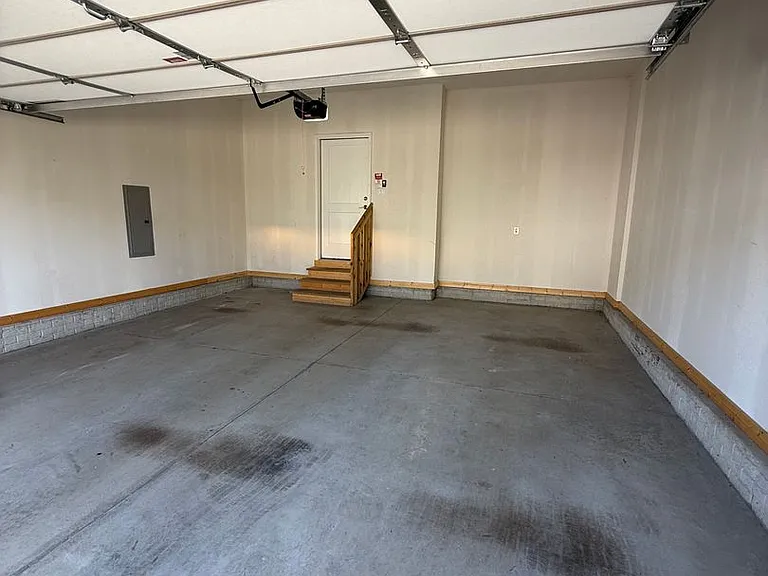 1550 S Kings Grove Ave — Photo 16