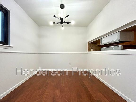 3rd image of 1625 Merry Oaks Rd APT D