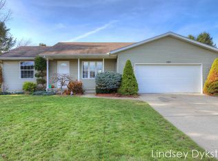 11421 Rosewood Ave, Allendale, MI 49401