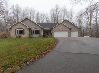 9825 Rainbow Ridge Dr, Schoolcraft, MI 49087