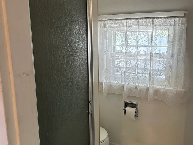 1110 W Wayne St #4 — Photo 8