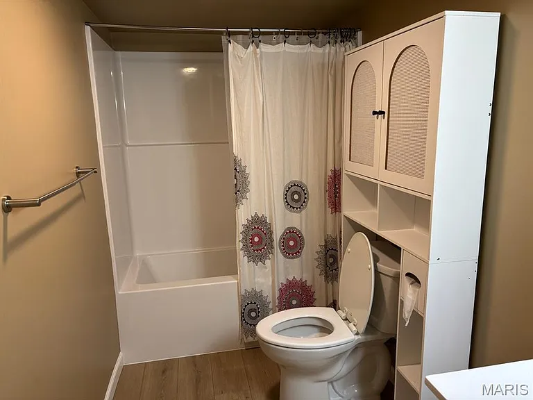2617 Lauren Lake Dr — Photo 19