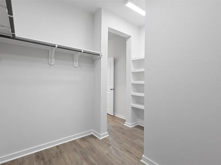 8104 Danson Ln — Photo 19