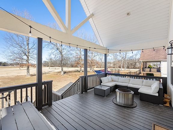 2nd image of 222 Fairway Villa Ln