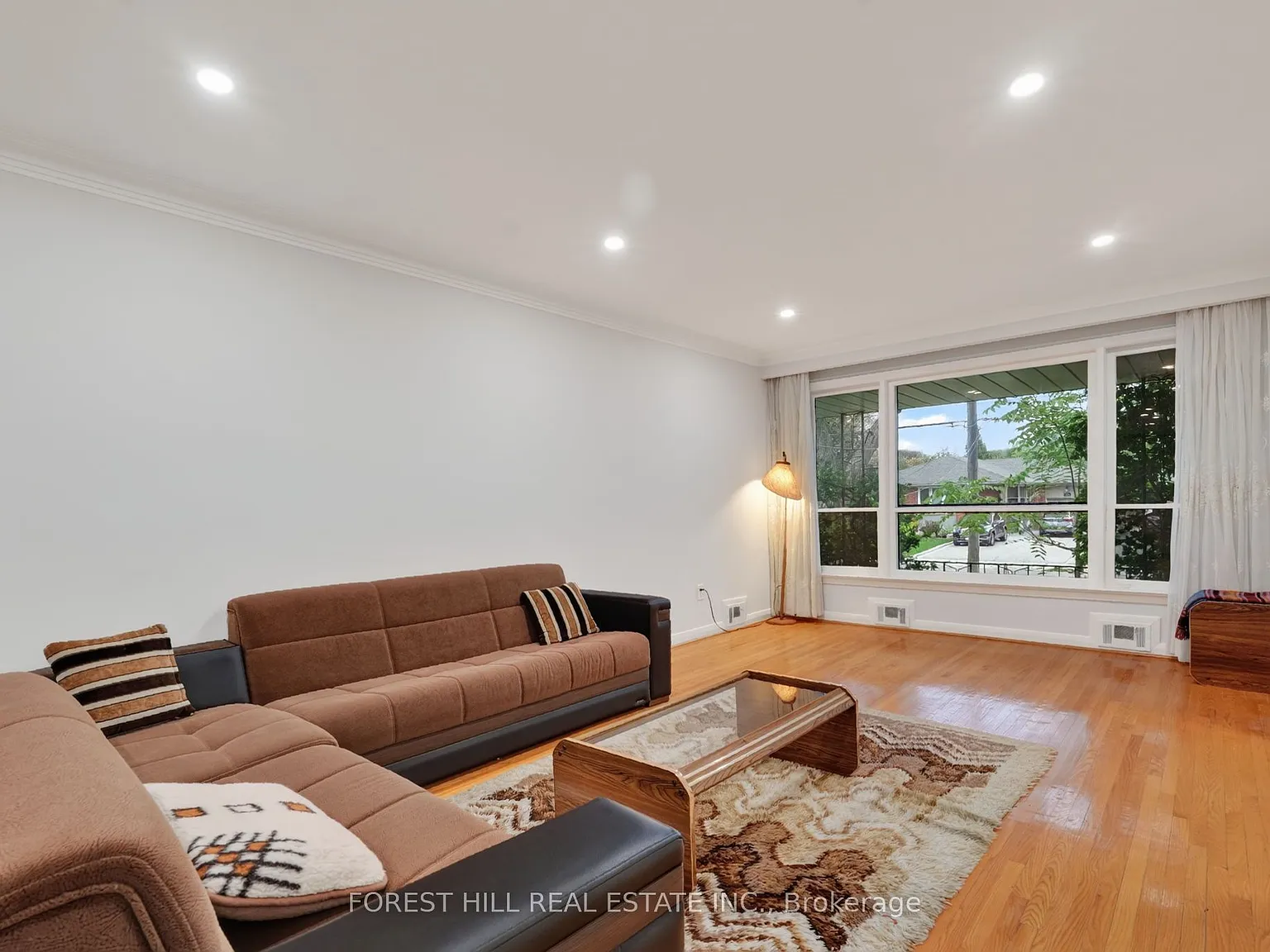 3 bed, $4,500 — Photo 4