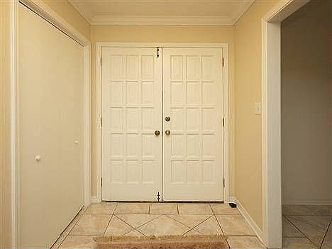 4th image of 3025 Cloudland Dr