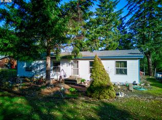 1720 Churchill Dr, Oakland, OR 97462