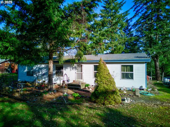 1720 Churchill Dr, Oakland, OR 97462