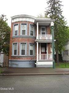 413 5th Avenue, Troy, NY, 12182