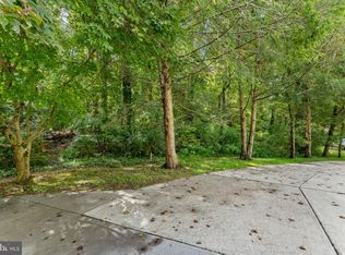 4805 Fox Chapel Rd, Fairfax, VA 22030