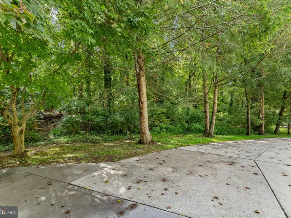 4805 Fox Chapel Rd, Fairfax, VA 22030