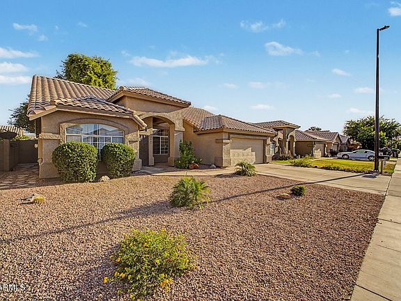 2nd image of 2347 E RANCH Road
