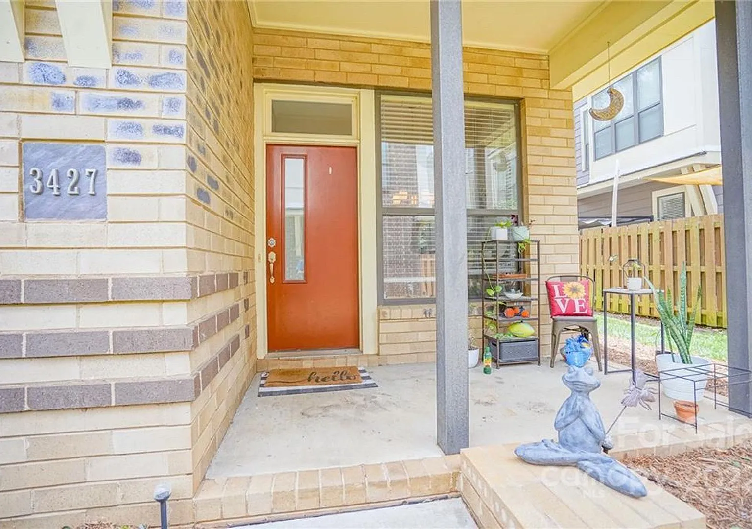 Room in 3 Bedroom Townhome at Steel Yard Ct — Photo 2