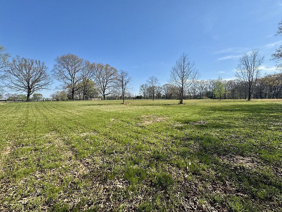 1st image of 0 Black Barn Ln Lot 4
