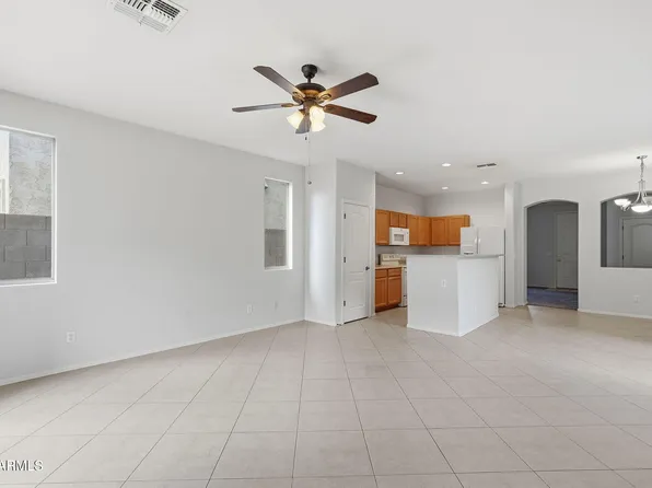 3651 E SUNDANCE Avenue, Gilbert, AZ 85297