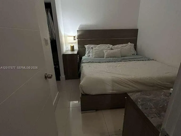 2903 N Miami Beach Blvd #906 — Photo 10