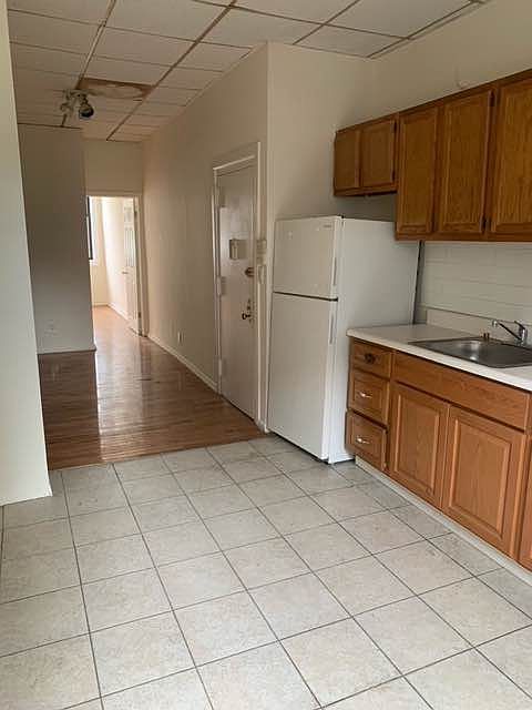 1st image of 2378 38th St APT 1R