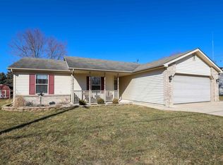 305 N Reed St, South Whitley, IN 46787