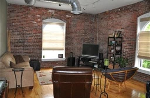 4th image of 88 Franklin St Unit 205
