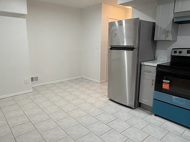 44 Longdale St #1 — Photo 3