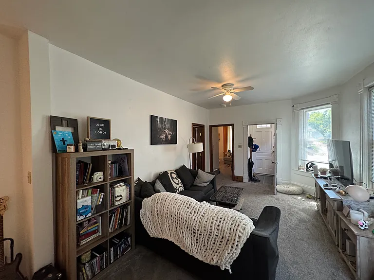 2429 N Oakland Ave #L — Photo 17