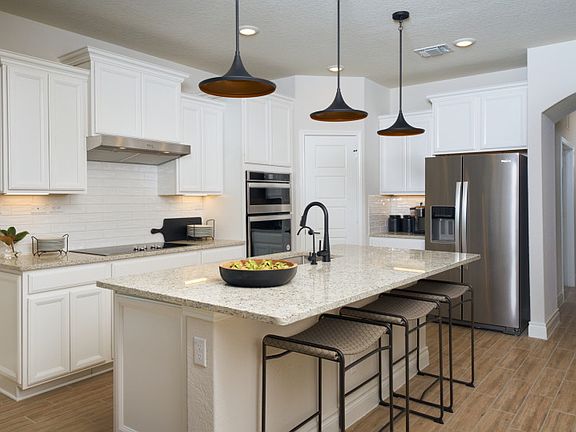 Eat-In Bar Top Kitchen