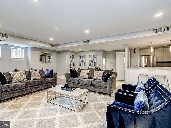 Resident lounge