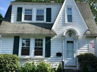 3 Edwards Rd, Johnston, RI 02919