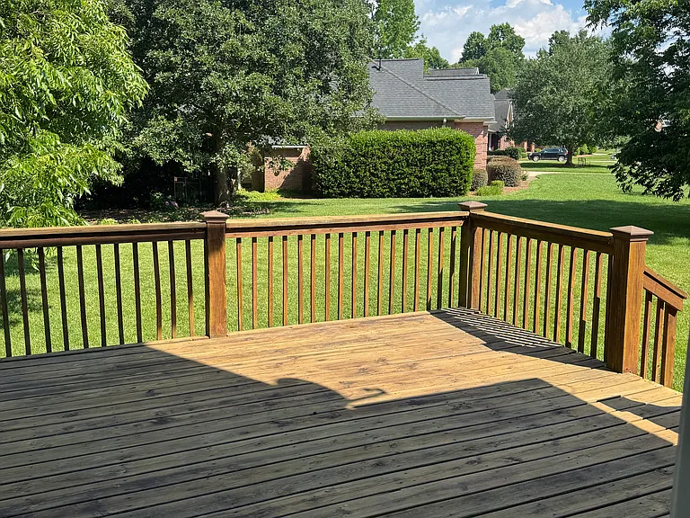 5065 Cramer Woods Dr — Photo 3