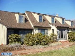 843 Meadowview Dr, Kennett Square, PA 19348