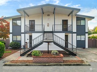 1033 SW 151st St, Seattle, WA 98166