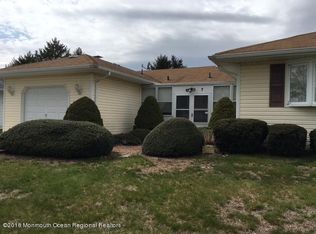7 Spanish Wells St, Toms River, NJ 08757