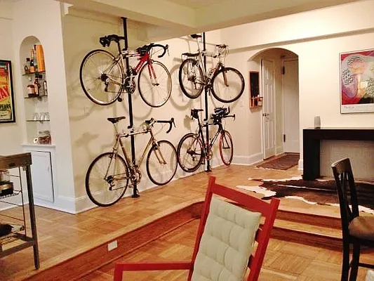 Rented by City Connections Realty | media 15