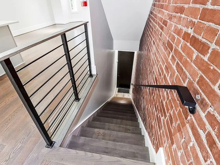 51 Quincy Pl NE #2 — Photo 32