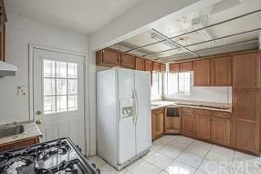 1st image of 1523 W 214th St
