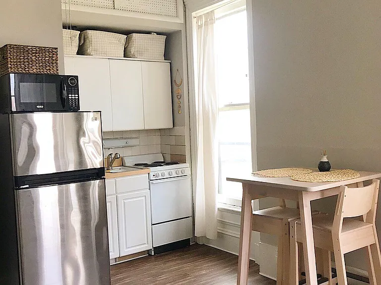 1076 Neil Ave #2C — Photo 3