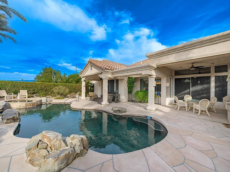 50075 Doral St — Photo 34