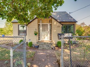228 NE 108th Ave, Portland, OR 97220