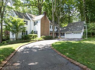 89 Townsend Dr, Middletown, NJ 07748