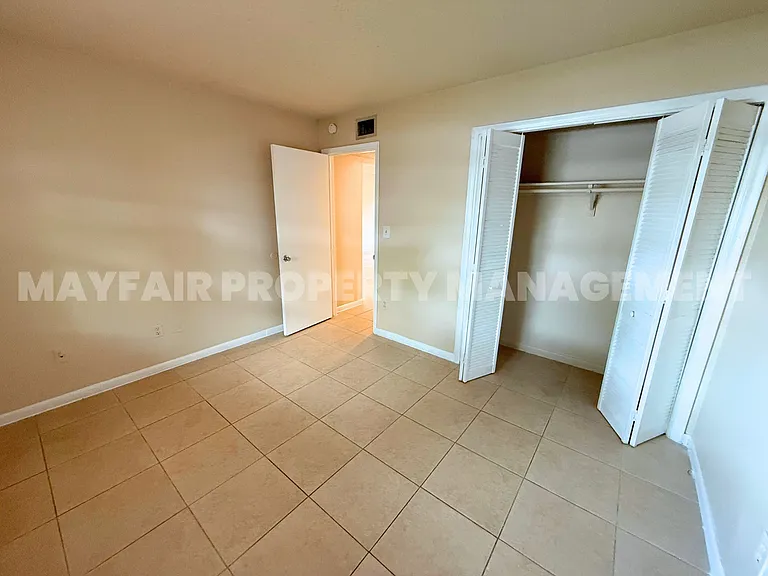 2221 NW 58th Ter — Photo 8