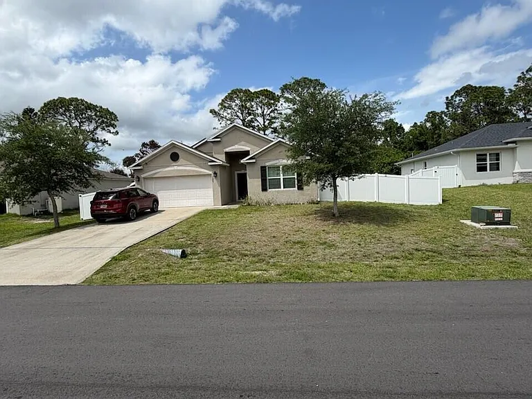 1357 Sequoia Rd NW — Photo 20