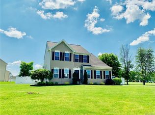 6430 Bordino Dr, Lockport, NY 14094