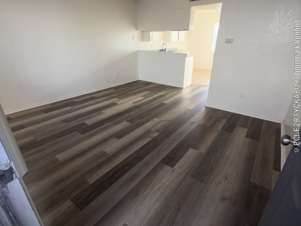 1st image of 409 Stephens Dr APT 14