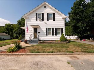 36 Benoit St, Coventry, RI 02816